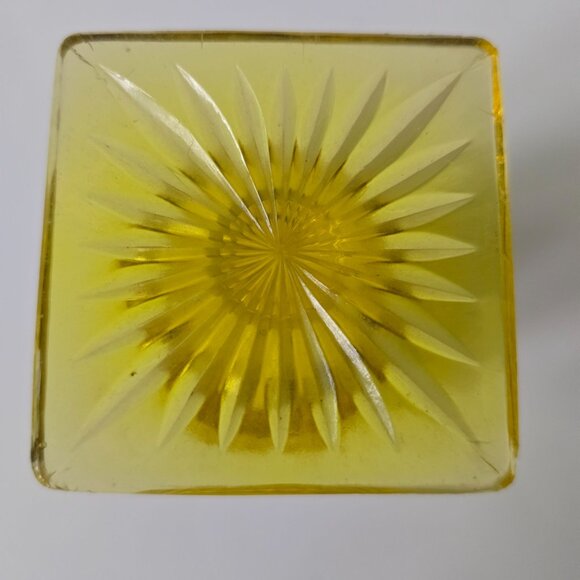 Westmoreland Glass English Hobnail Yellow Topaz Iced Tea Goblet - Picture 6 of 14